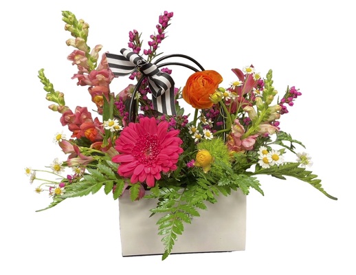 Mother's Day 01 Purse from Walker's Flower Shop in Huron, SD