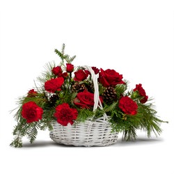 Classic Holiday Basket from Walker's Flower Shop in Huron, SD